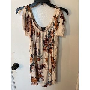 Off the Shoulder flowery dress